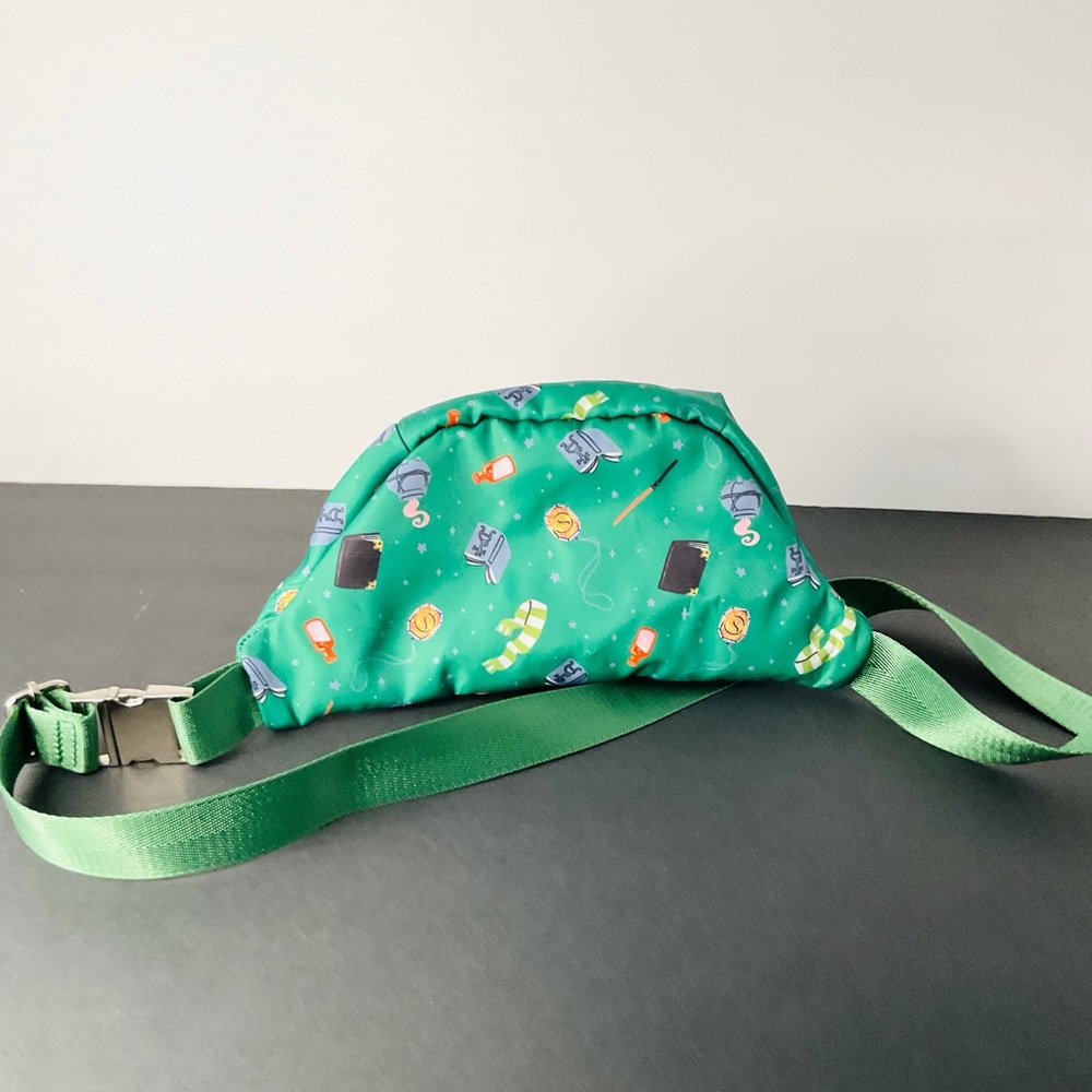 Cakeworthy Harry Potter Green Wizard Print Belt Bag - Picture 2 of 6